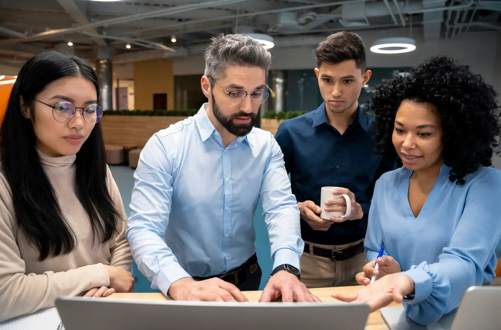 VHV Digital Solutions - About